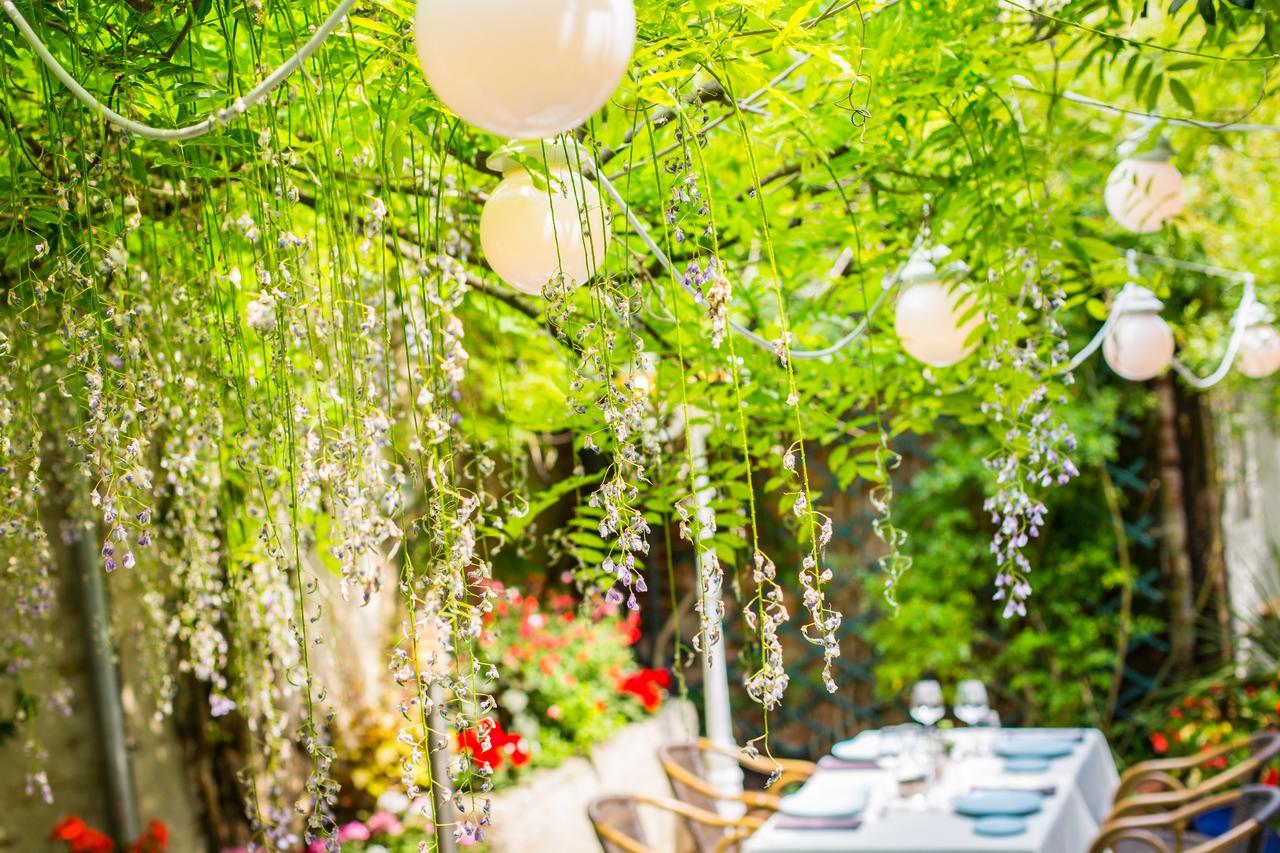 Logis Hotels Restaurant La Mere Hamard Semblancay ภายนอก รูปภาพ